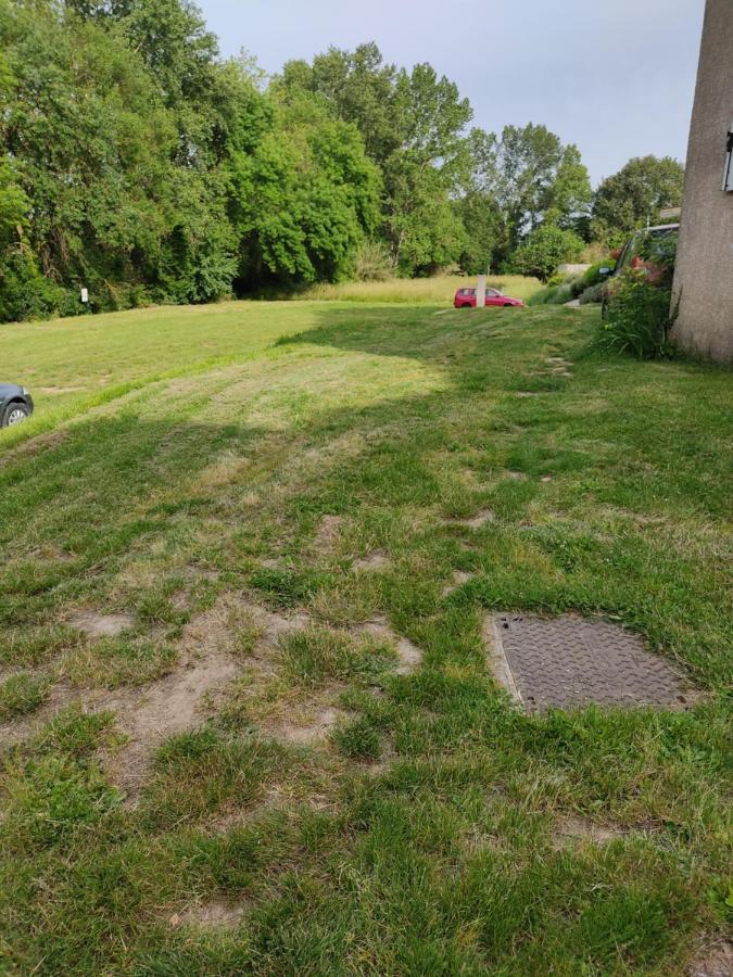 Homestay 10m2, Terrasse 18m2 , Parking, Piscine Et Accueille Les Animaux *