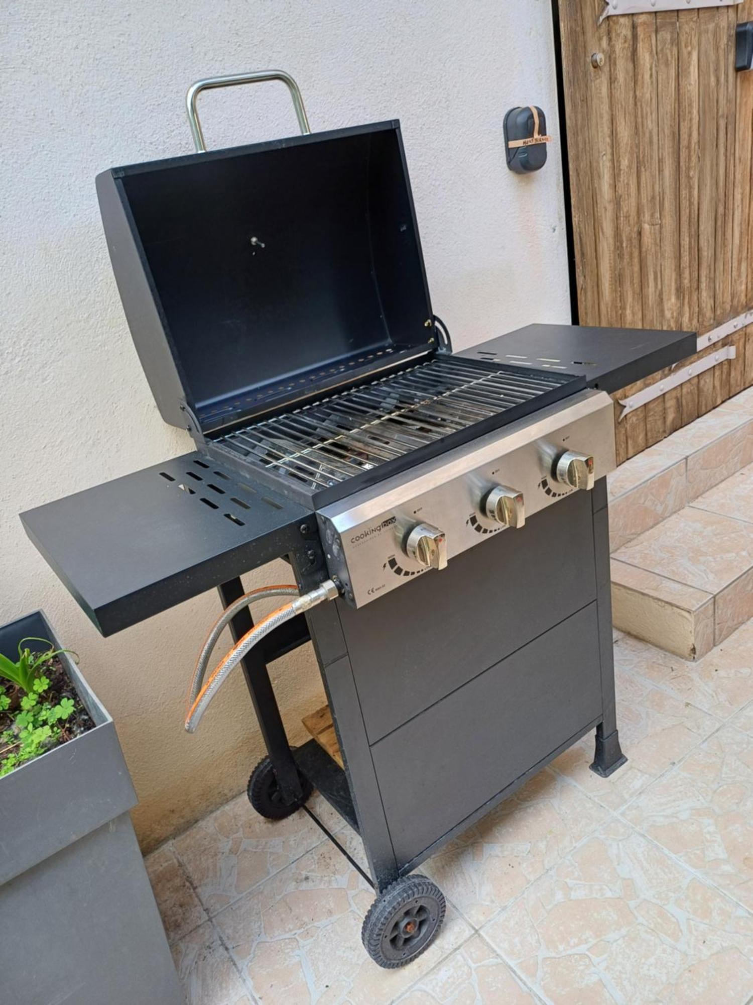Homestay 10m2, Terrasse 18m2 , Parking, Piscine Et Accueille Les Animaux Quissac (Gard)