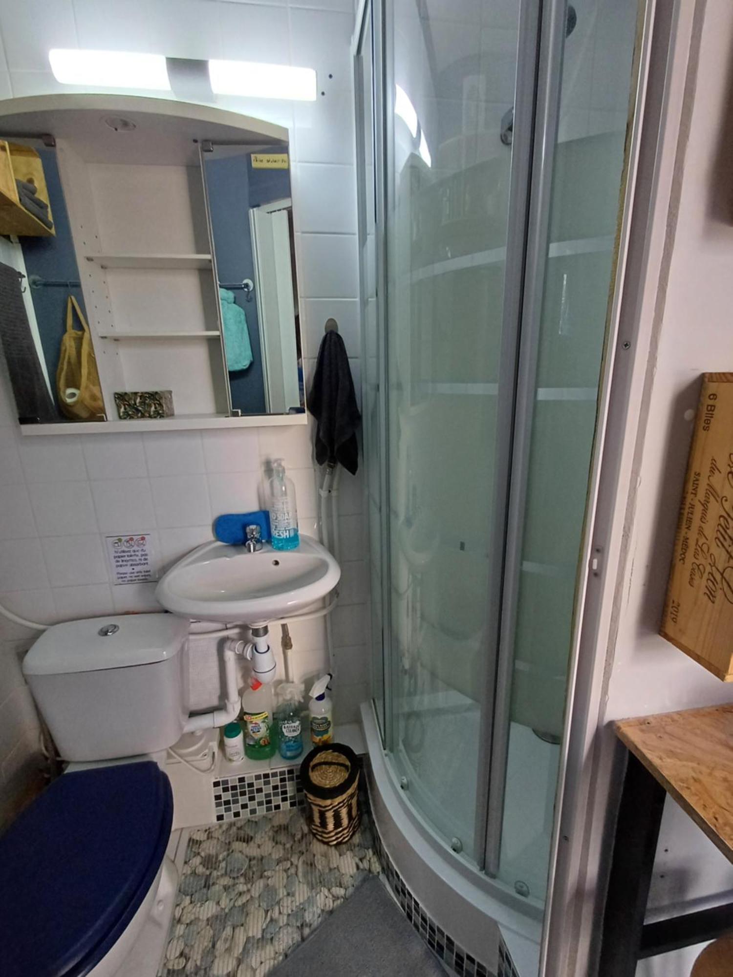 Homestay 10m2, Terrasse 18m2 , Parking, Piscine Et Accueille Les Animaux